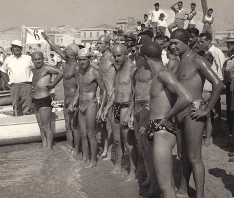 La prima traversata a nuoto dello Stretto: era il 1954