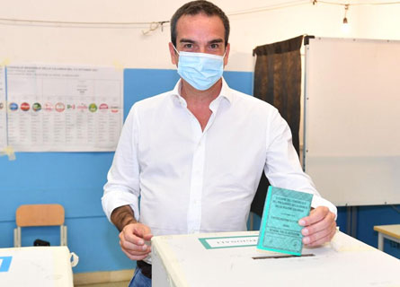 Roberto Occhiuto al voto