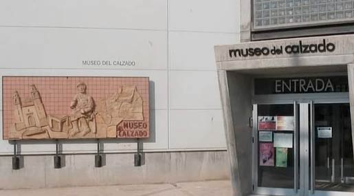 La Calabria alla mostra "Los Diesos" in Spagna con le opere degli artisti del Gruppo Fiber Art Rosa Spina di Catanzaro