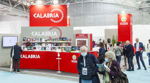 Lo stand della Regione Calabria al Salone del Libro di Torino 2021