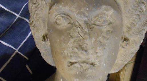 La Famiglia Trapani Lombardo consegna alla Soprintendenza RC-VV un prezioso busto romano