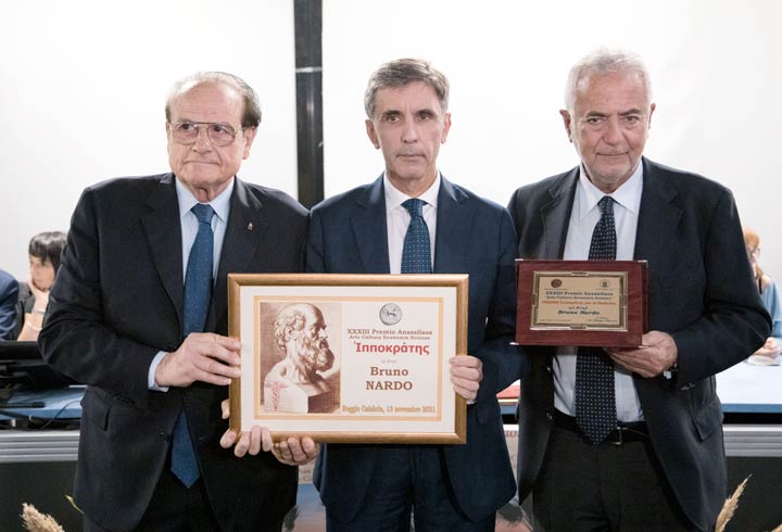 Al prof. Bruno Nardo il Premio Anassilaos per la Medicina