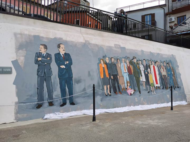 Scoperto il murale della legalità nel ricordo delle vittime innocenti di mafia