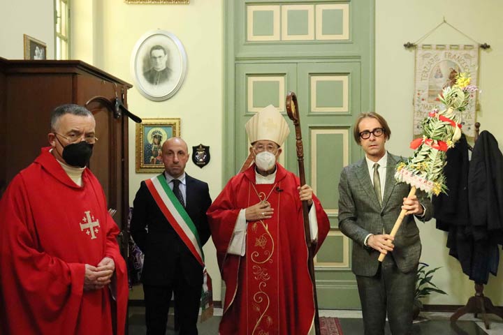 Alla Chiesa degli Artisti riunito il rito religioso e il rito tradizionale di Bova