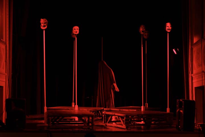 Sabato al Metropolitano in scena l'Antigone del Teatro Europeo Plautino