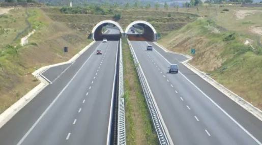 L'OPINIONE / Pietro Molinaro: L'autostrada Sa-Rc e gli eterni lavori di manutenzione