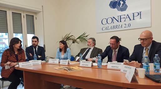 Confapi Calabria punta sulla cultura: È nata la rubrica "La voce del libro"