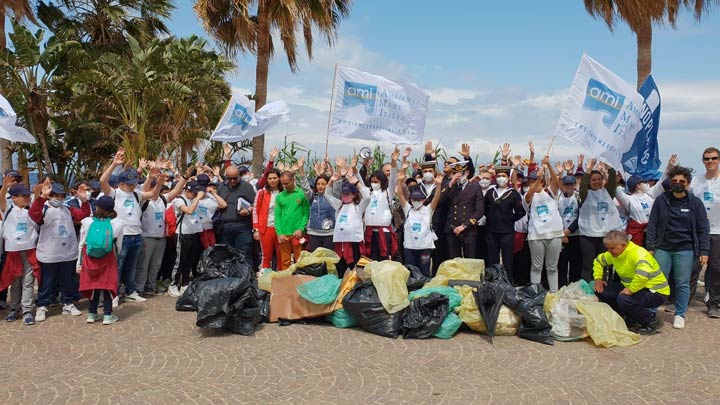 L'Italian Cleaning Tour di Ambiente Mare Italia ha fatto tappa in città