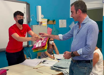 Il Presidente Occhiuto ha votato a Cosenza