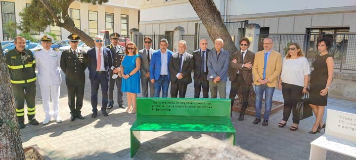 A Reggio installata la panchina parlante nel ricordo di Paolo Borsellino