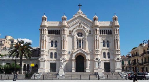 Domani su Rai 1 la messa in diretta dal Duomo di Reggio Calabria