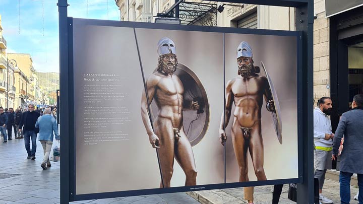 Reggio abbraccia i Bronzi con la mostra fotografica all'aperto "Dal mito alla storia"