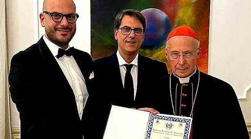 Il cardinale Anhelo Bagnasco è presidente del Comitato Scientifico dell'Istituto Nazionale Azzurro