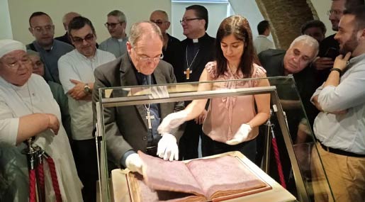 A Rossano "Sfogliando il Codex" col vescovo Serafino Parisi