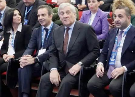 Giusi Princi, Roberto Occhiuto, Antonio Tajani e Francesco Cannizzaro al Congresso azzurro di Reggio