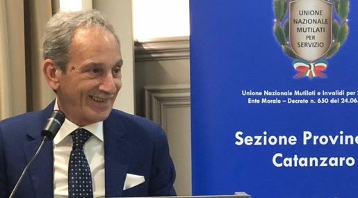 Sei borse di studio per ricordare il presidente Unione nazionale mutilati per servizio di Cz-Kr-Vv Continolo