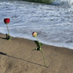 Il docufilm "Nyumba" racconta lo sbarco dei migranti a Cutro del 26 febbraio 2023