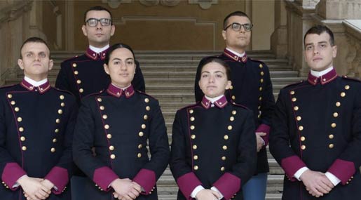 Due ragazze calabresi all'Accademia Militare di Modena