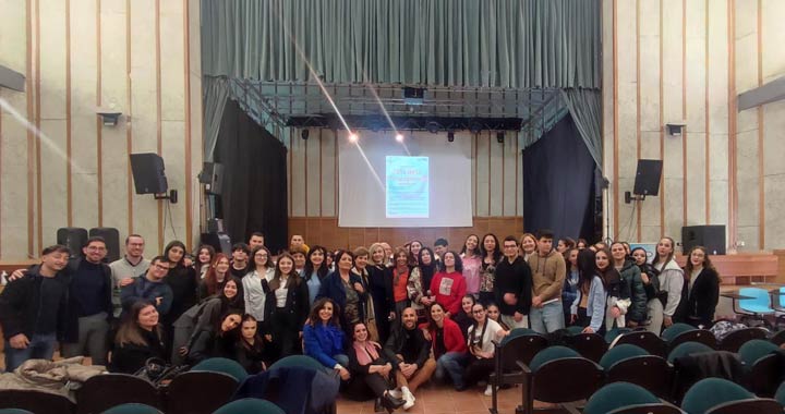 LAMEZIA TERME (CZ) - Successo per l'evento dell'Alliance Française di Catanzaro in collaborazione con il liceo Campanella