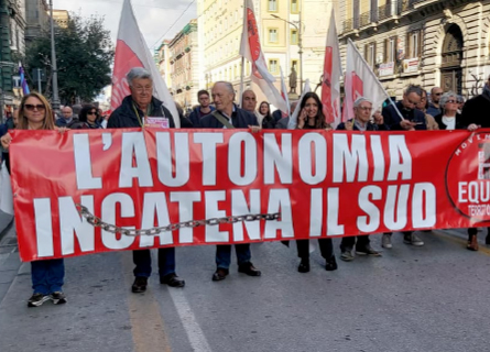 Manifestazione contro l'autonomia differenziata