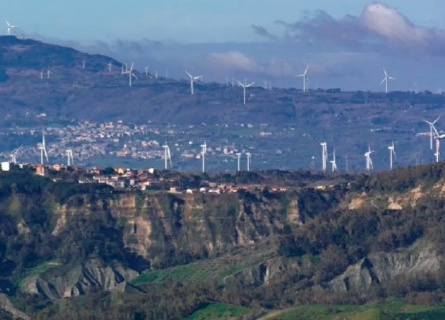 L'EOLICO NON FARÀ BENE ALLA CALABRIA SARÀ UN DISASTRO A LIVELLO AMBIENTALE