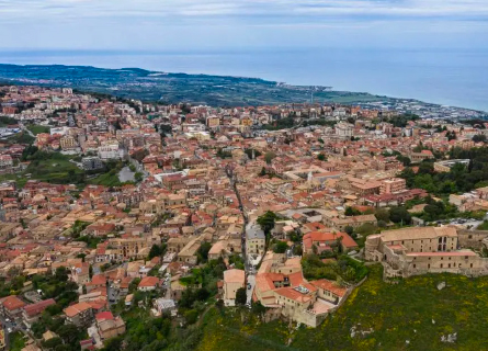 EDILIZIA SCOLASTICA, IN CALABRIA ANCORATROPPO DA FARE TRA DIVARI E RITARDI