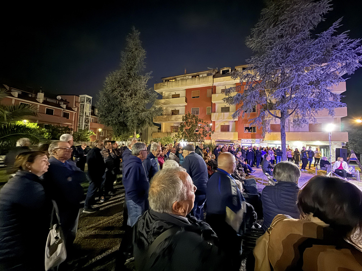 Castrolibero fa sentire forte la sua voce contro l’ipotesi di città unica