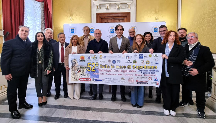 REGGIO - Presentato il 52° tuffo in mare di Capodanno "Mimì Fortugno"