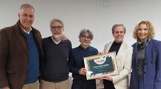 Il giornalista calabrese Emilio Buttaro premiato a Madrid