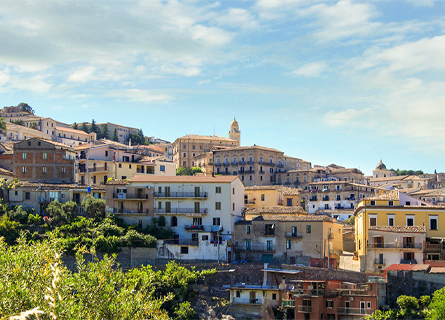 LA PROVINCIA DELLA MAGNA GRECIA COME STRADA PER IL RILANCIO DELLA CALABRIA