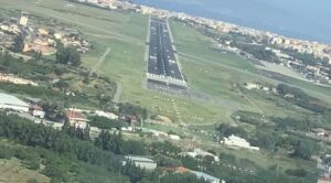 È boom di traffico negli aeroporti calabresi: + 38% e + 41,3% di passeggeri