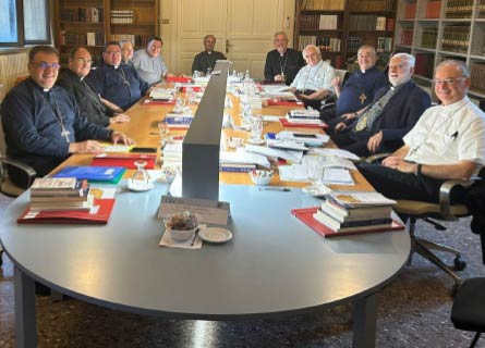 I vescovi calabresi: L'appello a non disertare le urne