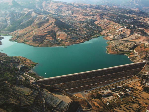 La diga sul torrente Lordo quando era ancora in funzione
