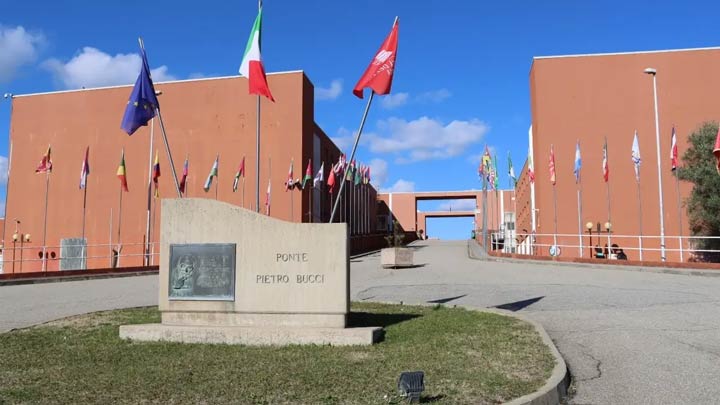 L'Unical aderisce a Iupals: cinque borse di studio per gli studenti palestinesi